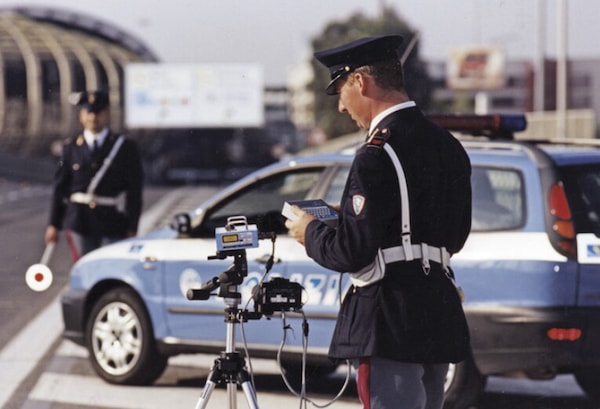 Autovelox mobili, controlli a tappeto: dove sono fino al 2 agosto in ogni regione