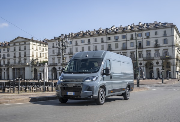 Tanti auguri Fiat Ducato, 45 anni di successi per il furgone inarrestabile