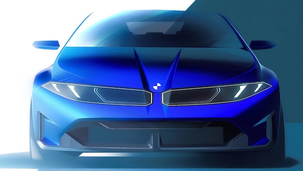 BMW i4 Cabriolet, un altro unicorno prepara il debutto a cielo aperto