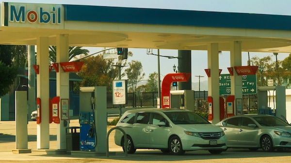 Prezzi carburanti: mazzata diesel, sconto annullato. E la benzina aumenta