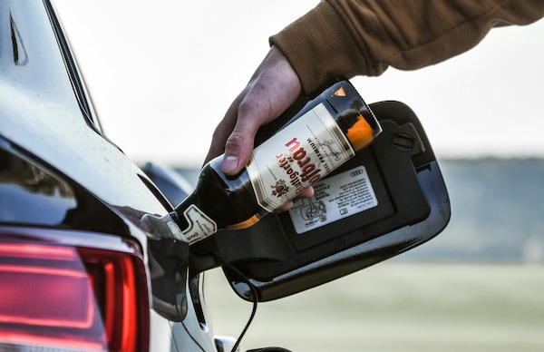 Prezzi carburanti, 10 cent tra benzina e diesel. Tassa alcol per lo sconto?