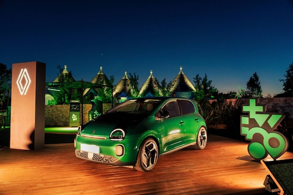 Renault Twingo stella della Valle d'Itria a Viva! Festival