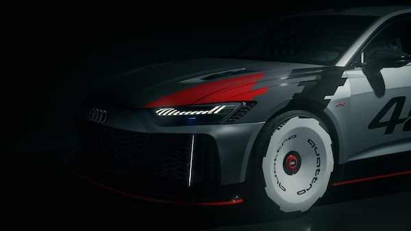 Audi RS6, addio V8? Arriva il 6 cilindri plug-in da 750 cv

