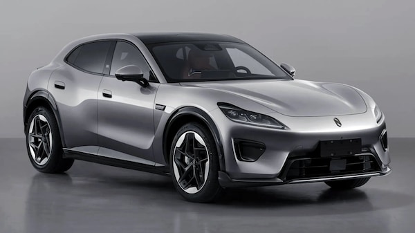 Luxeed RX, il Suv cinese ha l'aria da Purosangue