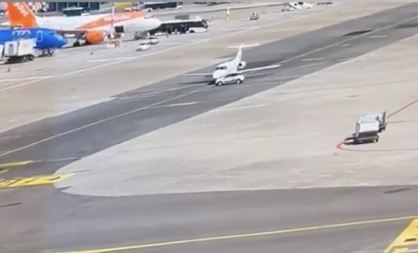 Linate, la Panda non frena e finisce contro un jet privato: il video