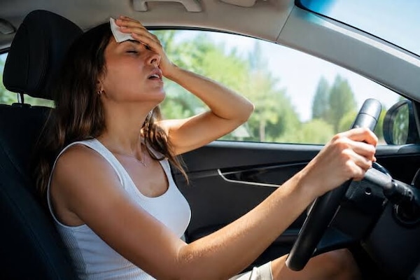 Caldo estremo, fino a 16.400 euro di danni all'auto: cosa rischia