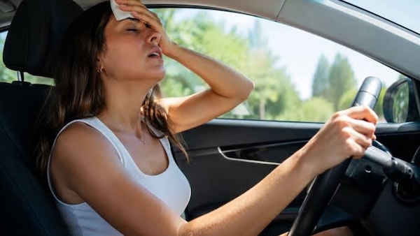 Caldo estremo, fino a 16.400 euro di danni all'auto: cosa rischia
