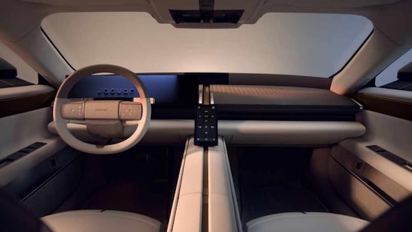 Jaguar Type 01: Il futuro del lusso automobilistico si svela negli interni