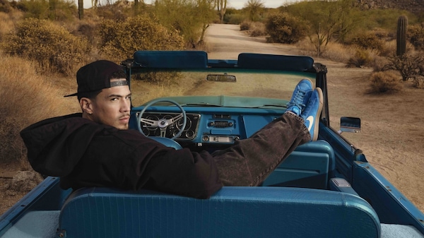 NBA, la Chevrolet di Booker diventa una scarpa Nike