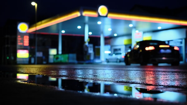 Prezzi carburanti, aumentano benzina e diesel. E lo sconto dura 2 giorni