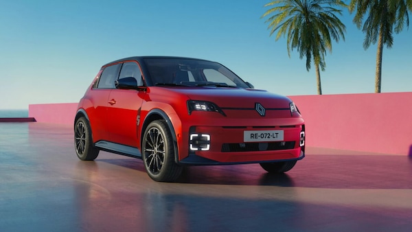 Renault 5, aumentano autonomia e potenza