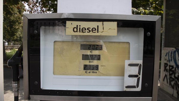 Carburanti, i prezzi di benzina e diesel domenica 30 agosto