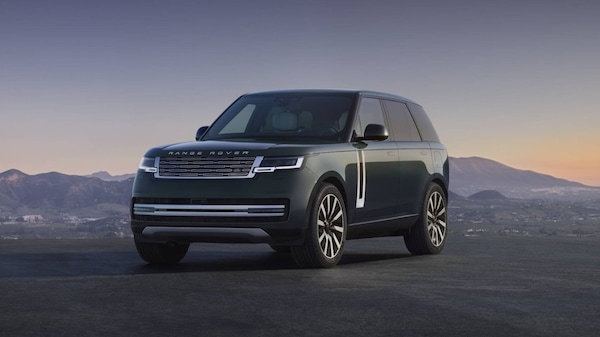 Range Rover Electric, lusso e prestazioni anche a batteria
