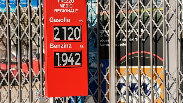 Prezzi carburanti, aumentano benzina e diesel. Impennata metano