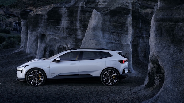 Polestar 4 Suv, quella col lunotto di vetro (e tanto altro)