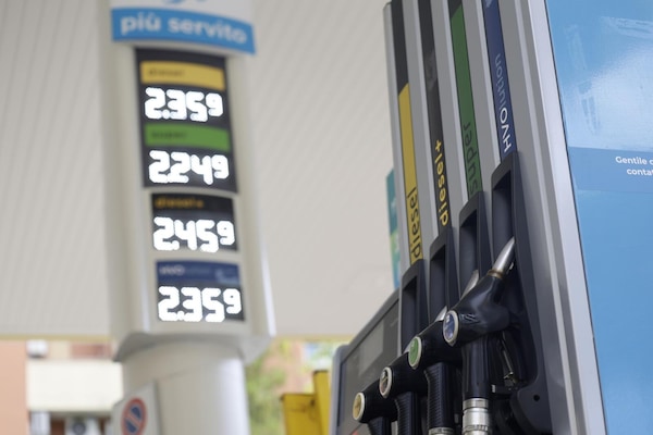 Carburanti, i prezzi di lunedì 7: benzina e diesel ancora in salita