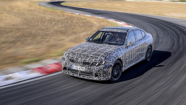 BMW Serie 3, ci siamo: più vicina e green