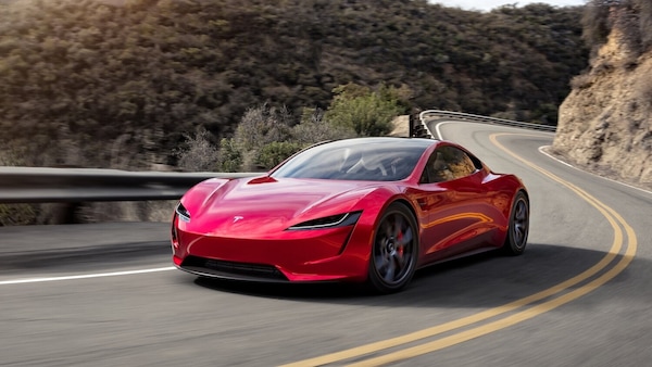 Tesla Roadster, ala mobile per controllare i motori a razzo