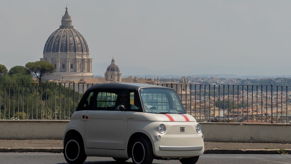 Fiat a Rom-E 2026 con 500 Hybrid cabrio e Topolino Sport