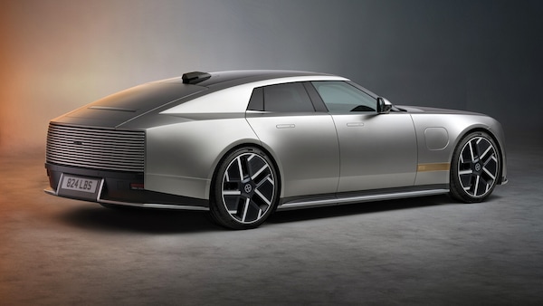 Jaguar Type 01: la GT elettrica inaugura la nuova era del marchio