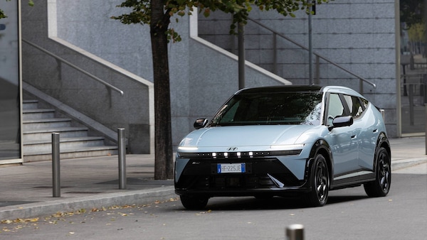 Hyundai IONIQ 3, una scossa di carattere