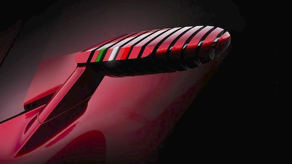 Alfa Romeo Cuorerosso, dettaglio sportivissimo prima del debutto a Parigi 
