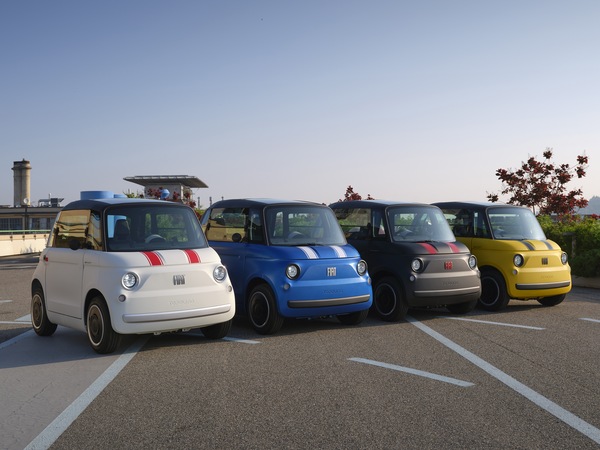 Piccola, elettrica e con grinta da vendere: FIAT presenta la nuova Topolino Sport!
