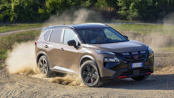 Nissan X-Trail, 25 anni di successi: la prova in fuoristrada