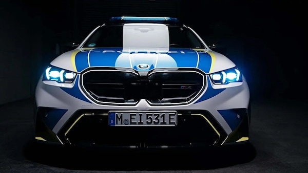 BMW crea una M5 da Squadra Speciale Cobra 11