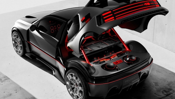 Peugeot E-T16, la rinascita del mito 205 GTi da vicino