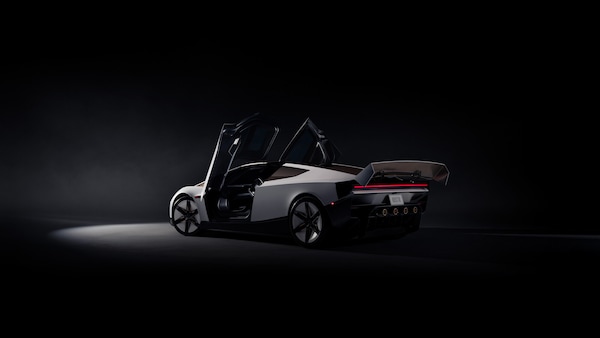 Tesla Roadster: prestazioni estreme e microrazzi SpaceX