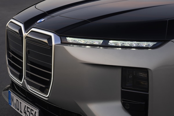 BMW X7, il maxi-suv Neue Klasse sarà anche V8