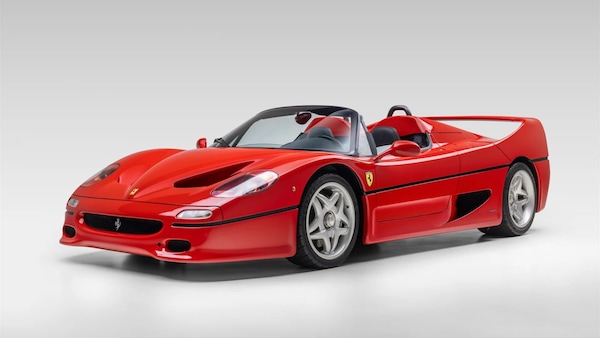 Ferrari F50 da record, pronta a sfondare i 20 milioni all'asta