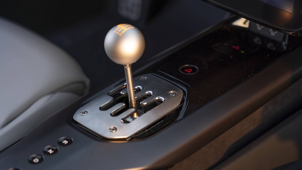 Ferrari 12Cilindri Manuale: la guida di una volta, con il cuore del DCT