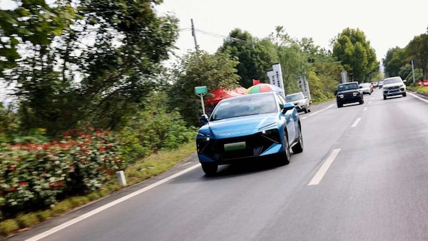 Omoda 4, il primo test drive in Cina