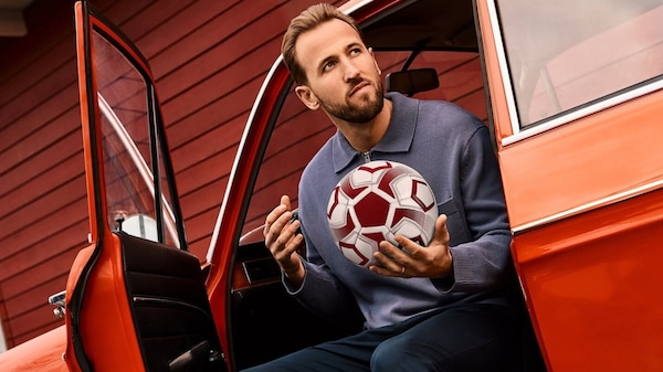 Kane, garage da Pallone d'oro: i bolidi del campione