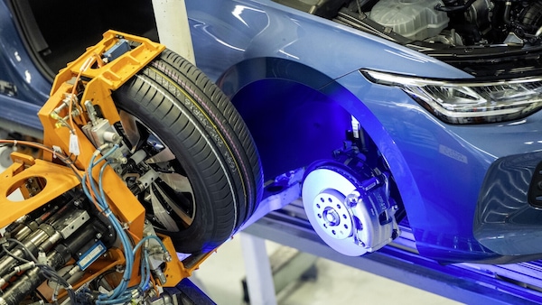 Golf elettrica, stop di Volkswagen: i motivi