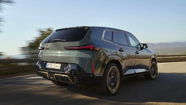 BMW XM, Naomi Campbell lancerà un modello esclusivo | Auto.it