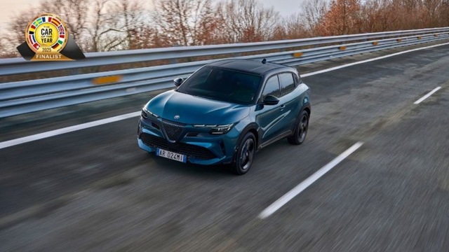 Nuova Alfa Romeo Junior: la prova "Veloce e sportiva"