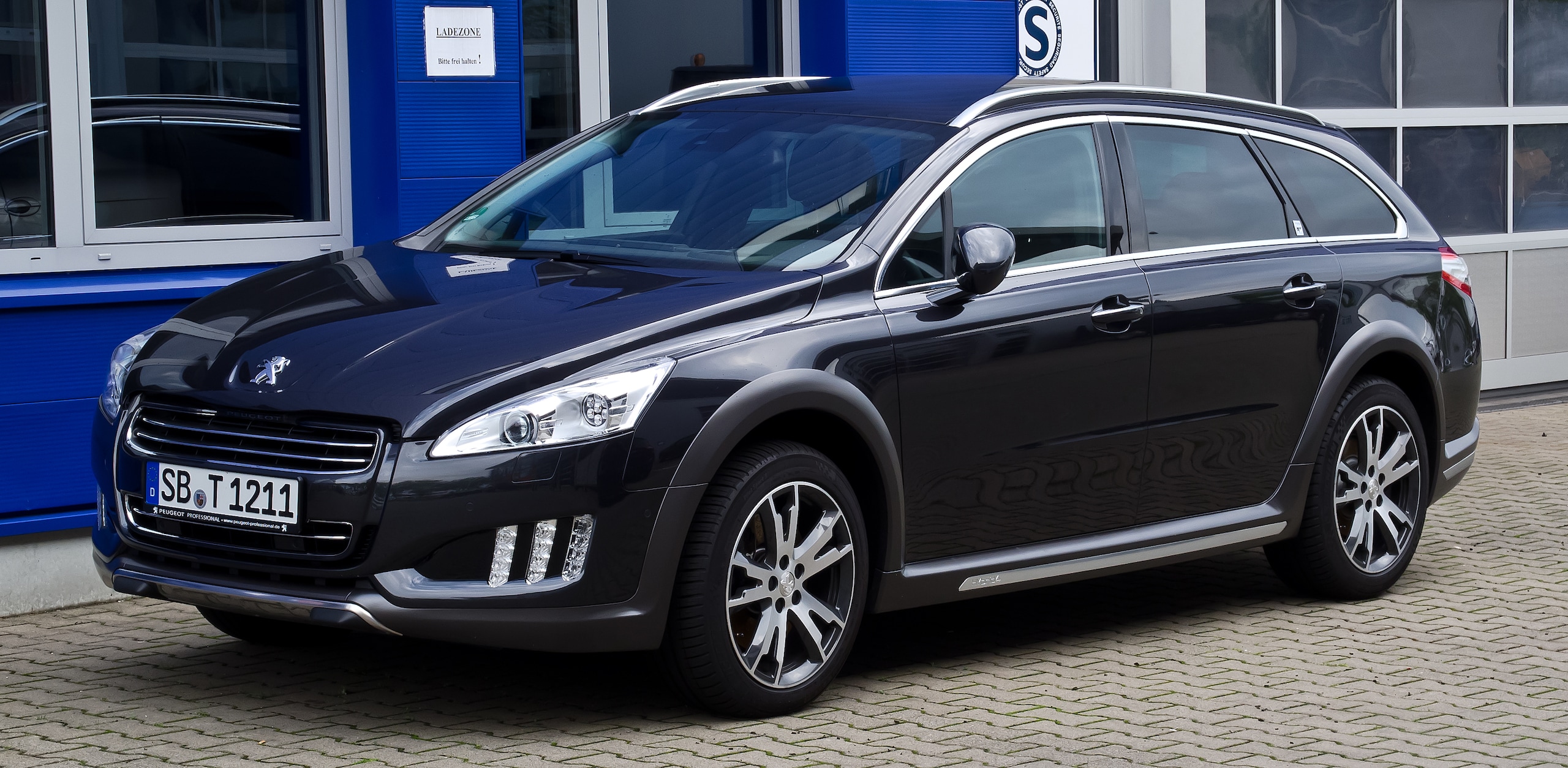 undefined 508 RXH Hybrid - 2012