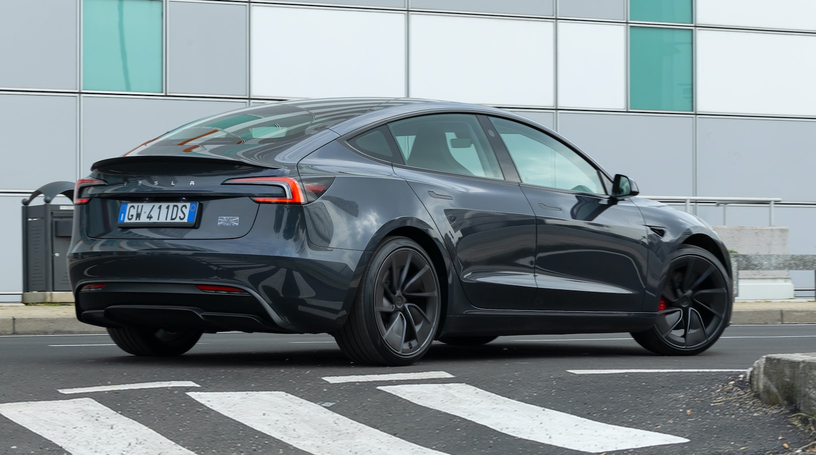 undefined Model 3 Performance - 2025